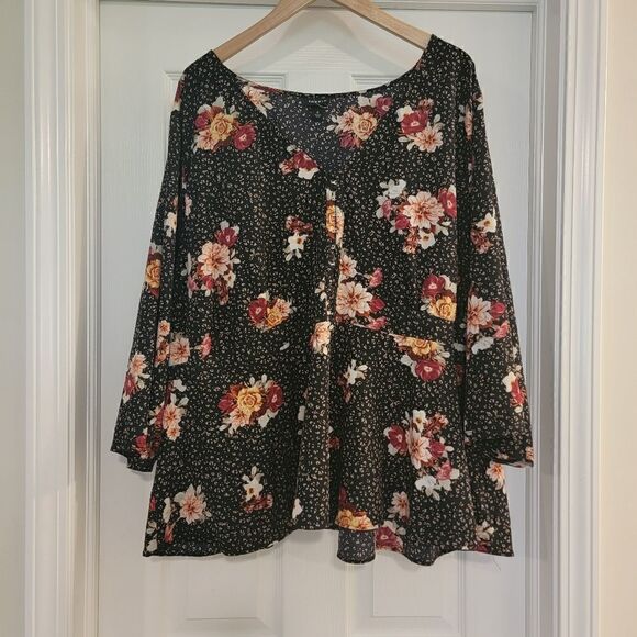 TORRID PEPLUM CHABLIS CORSET BACK TOP size 6 NWOT - Picture 5 of 9